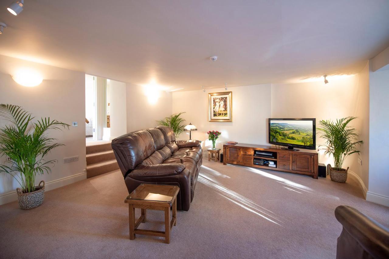 Oberon River View Apartment Bourton-on-the-Water Zewnętrze zdjęcie